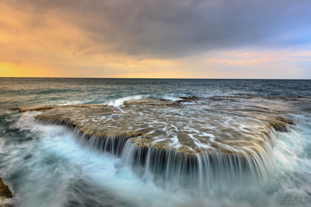 Fingerprints of the Gods Exhibits 1 to 3 – Reefs and coal beds