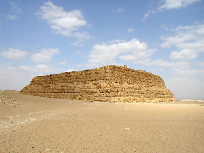 The Tomb of Sabu and the Tri-lobed Ornamental Bowl